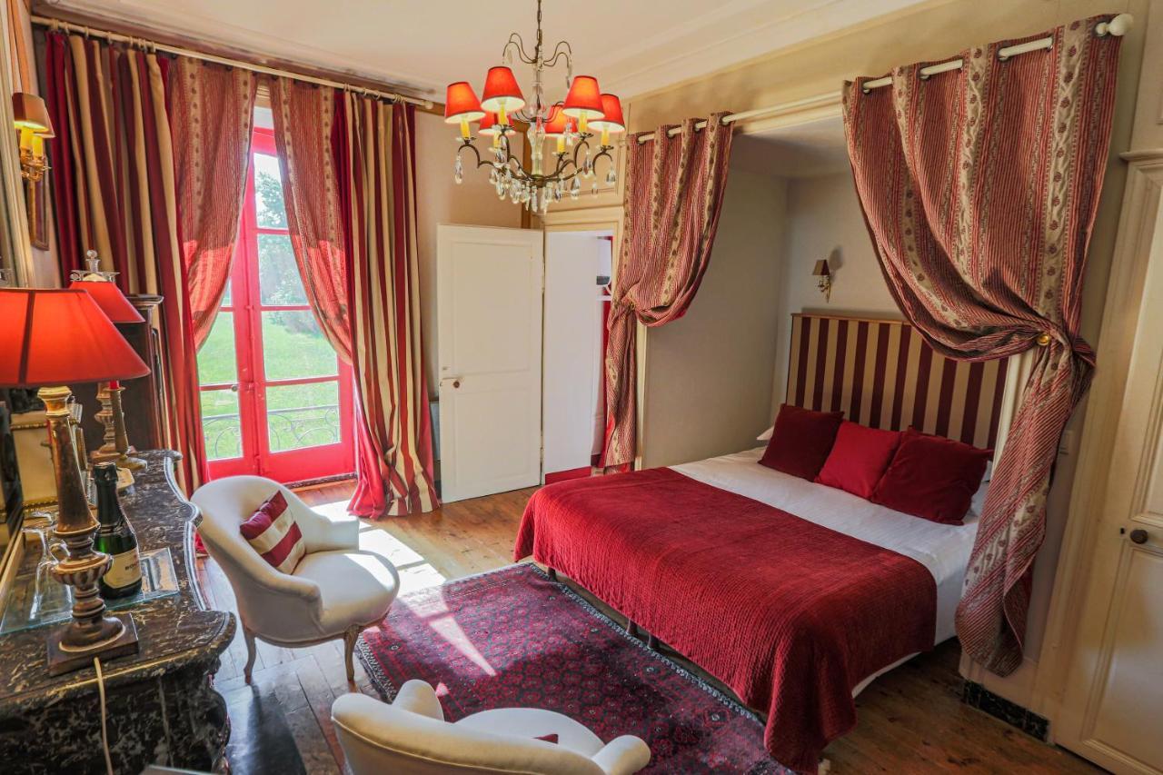 Chateau Des Briottieres Champigne Bagian luar foto