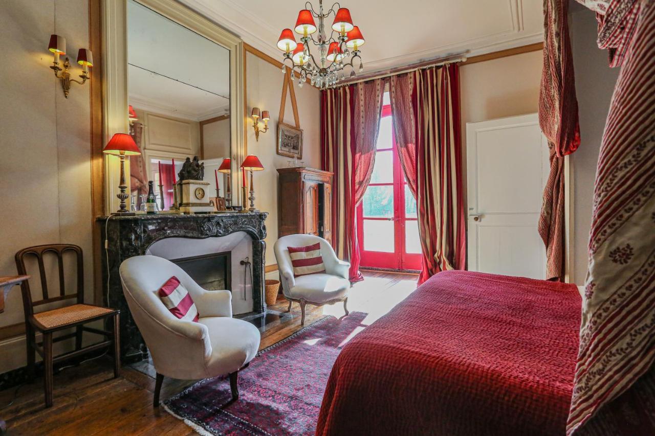 Chateau Des Briottieres Champigne Bagian luar foto