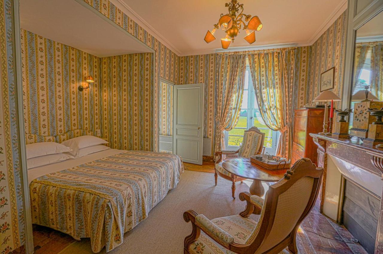 Chateau Des Briottieres Champigne Bagian luar foto
