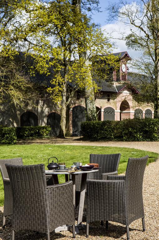Chateau Des Briottieres Champigne Bagian luar foto